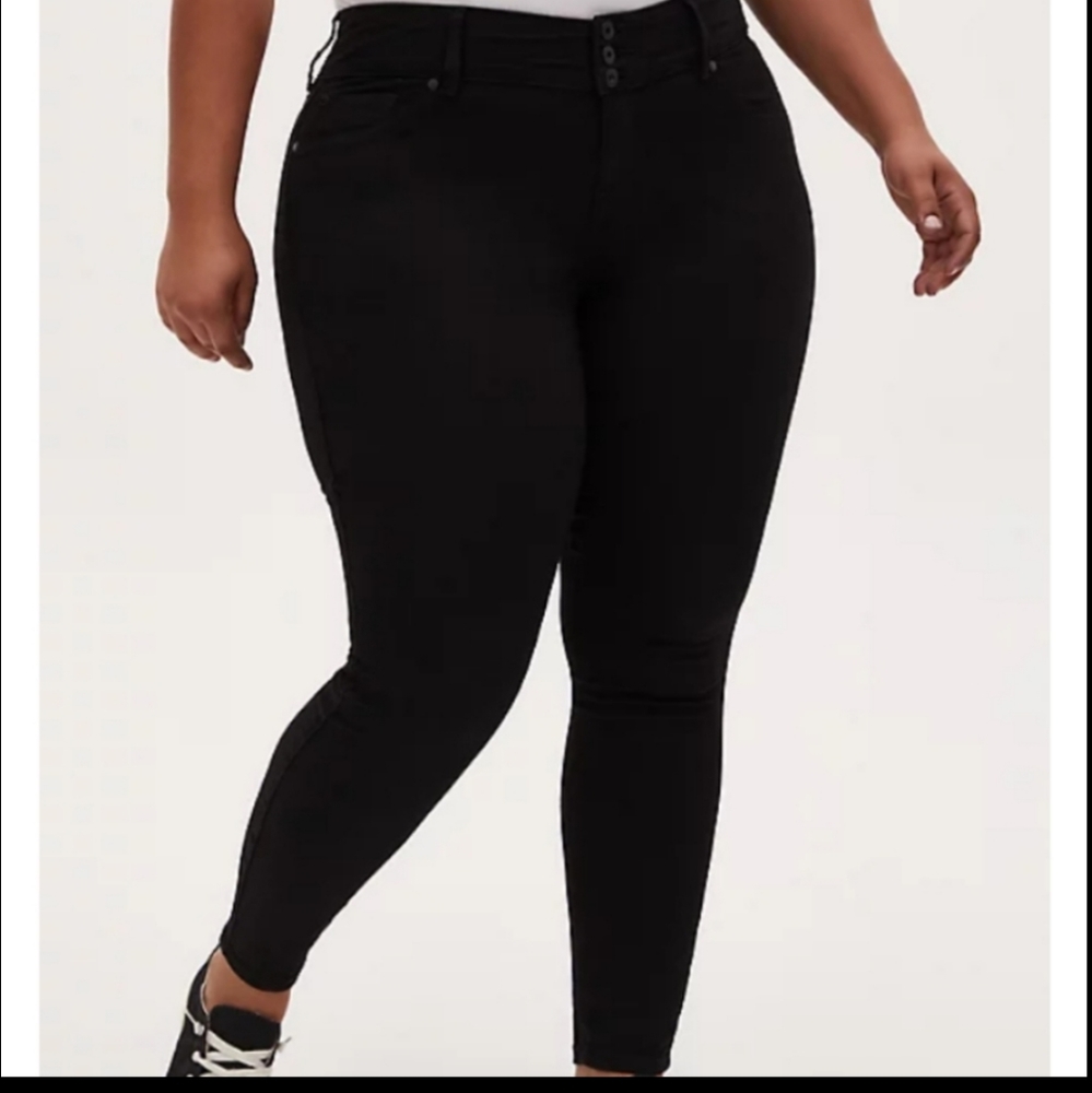 Torrid Black Denim Jegging